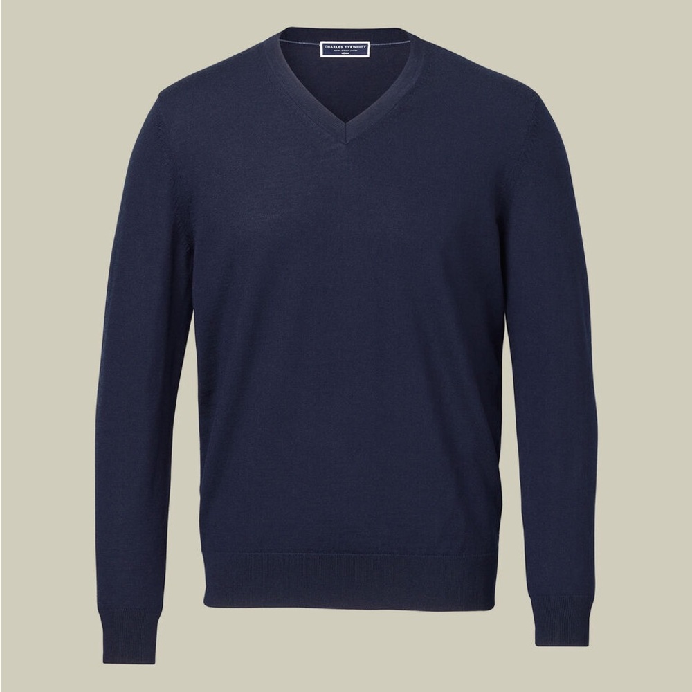 Charles Tyrwhitt Pure Merino Crew Neck - Picture 2 of 6